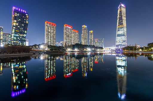 인천 연수구 송도국제도시와 센트럴파크의 야경