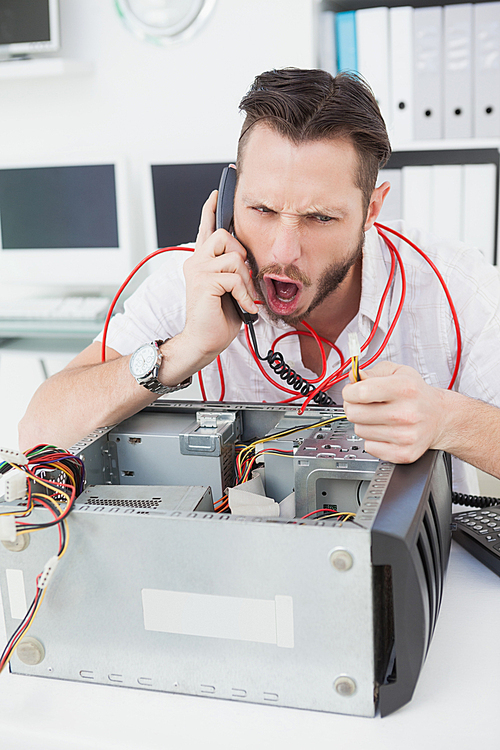 Stinky Computer Engineering Angry computer engineer making a call | 유토이미지 | 상세페이지 | 베이직샵 | 사진 ...