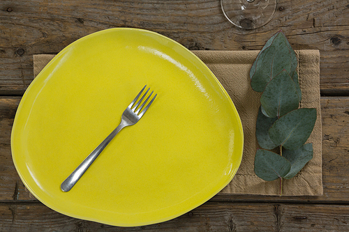 Overhead of elegant table setting with leaf