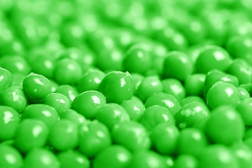 palatable tinned green peas close up