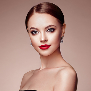 Beautiful Young Woman with Clean Fresh Skin. Perfect Makeup. Beauty Fashion. Eyelashes. Cosmetic Eyeshadow. Highlighting. Cosmetology, Beauty and Spa
