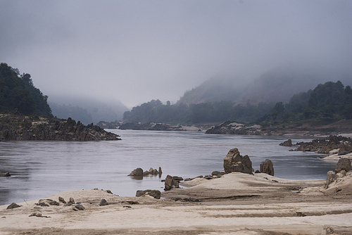 Scenic view of river flowing through mountains, River Mekong, Oudomxay Province, Laos