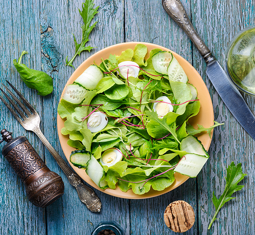 Fresh green salad with spinach and lettuce