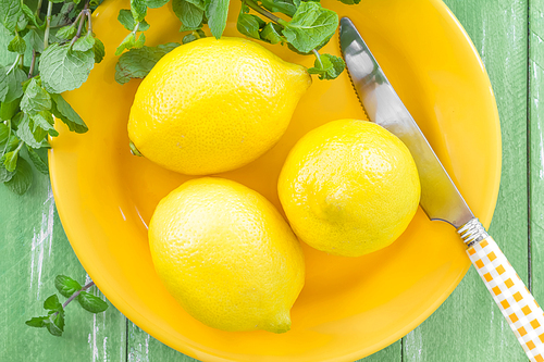 Lemons and mint