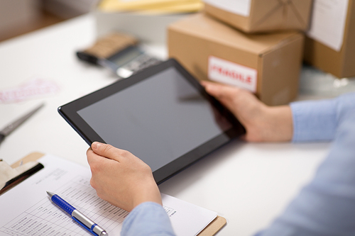 유토이미지 | 상세페이지 | 베이직샵 | 21554142 | delivery, mail service, people and ...