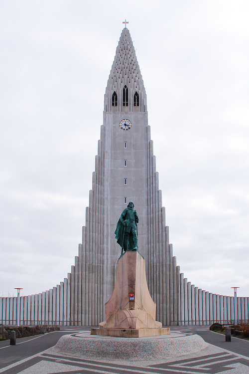 아이슬란드 수도 레이캬비크의 할그림스키르캬 성당