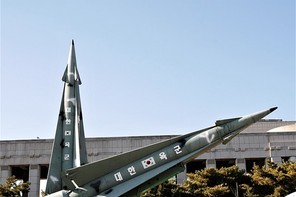 용산 전쟁기념관 옥외전시장에 전시된 나이키 미사일