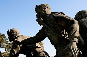 용산 전쟁기념관 6.25전쟁 기념 동상