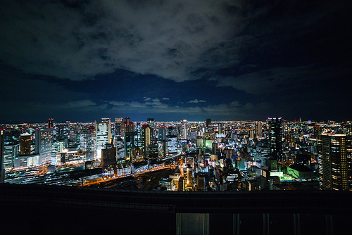 우메다 스카이빌딩에서 본 오사카 시내 야경
