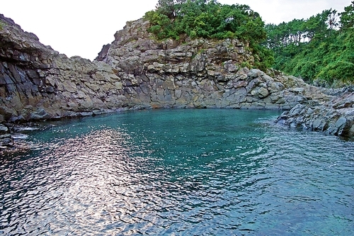 제주도 황우지해안 선녀탕 풍경