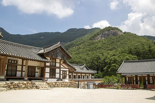 한국 내소사 사찰 가옥