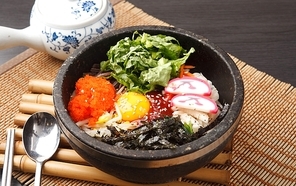 돌솥비빔밥