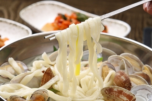 바지락칼국수