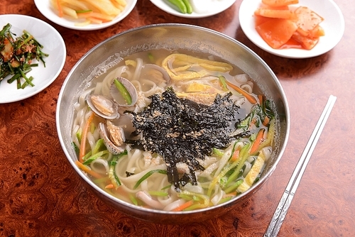 해물칼국수