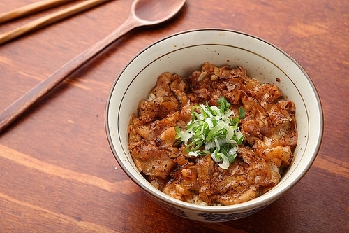일본식제육덮밥