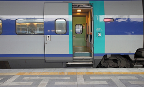 KTX