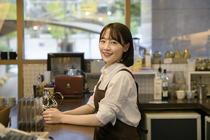 사장님과 아르바이트생 402
