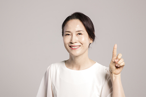 오팔세대 중년여성 뷰티 016