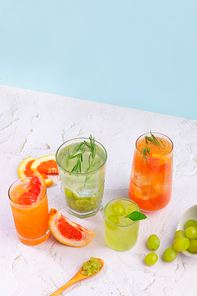 여름음료_과일과 과일음료 사진 이미지