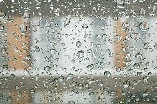 비오는날 창문위에 맺힌 물방울 패턴