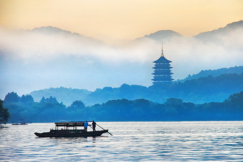 scenery,canon,west lake,hangzhou,painting,Calm down,The sky,outdoors,Travel,The sun,Nature,The sea,lake,fog,summertime,At night,Comfortable weather,reflex,Quietly,Mist