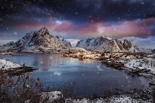 ,scenery,Travel,canon,color,Hello, Norway,waters,lake,ice,Winter,outdoors,dawn,beautiful sceneries,reflex,Sunset,At night,Magnificent,Cold,rock