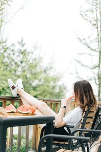 portrait,chengdu,solar system,maidens,xiaoqing,Original,Nature,leisure,adult,Seat,The park,Sit down,Lifestyle,portraits,one,A chair,Furniture,Comfortable weather,Enjoy,Daylight.
