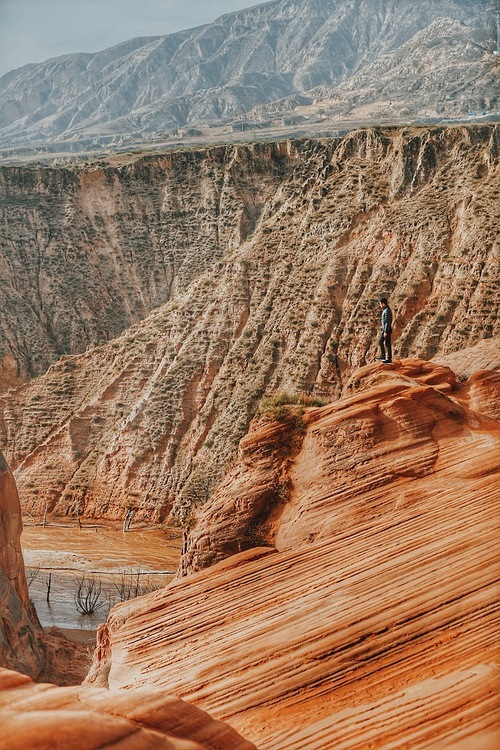 This is the Chinese version of the Antelope Valley, the Gangquan Raider Grand Canyon.