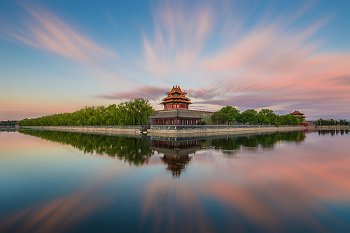 beijing,scenery,construction,palacemuseum,turret,nikon,color,goldenliliesofthegoldenage,TheFourSeasonsofCinematography,Theriver,Atnight,twilight,summertime,Nature,Thesun,landscape,tree,pond,Calmdown,