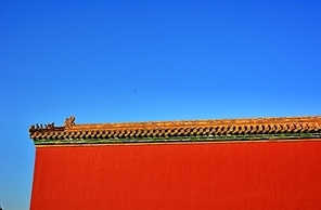 ChallengeSubject:Coloring,Thesky,outdoors,construction,Travel,Thearts,Daylight,Theroof,ki,Traditional,building,old,Thecity,bluesky,color,temple,landscape,Themuseum,backstage,wall