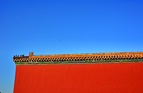 ChallengeSubject:Coloring,Thesky,outdoors,construction,Travel,Thearts,Daylight,Theroof,ki,Traditional,building,old,Thecity,bluesky,color,temple,landscape,Themuseum,backstage,wall