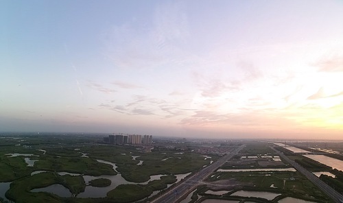 Climbing on the 33rd floor, within one hour of the beautiful scenery, the setting sun, beautiful view, huawei p20pro shot, the original diagram straight out.
