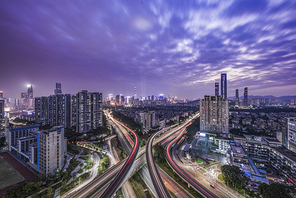 scenery,The city,color,shenzhen,skyline,cityscape,Travel,Expressway,The road,twilight,building,construction,Hyundai,The bridge,Business,street,Transportation Systems,At night.