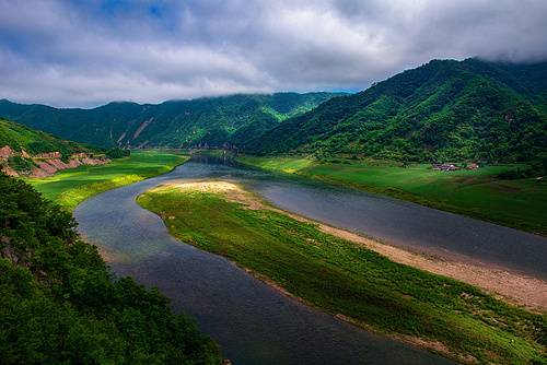 Of,course,scenery,nikon,Challenge,Subject,Powerful,Colors,shan,waters,lawn,The,sky,outdoors,The,valley,xiaoshan,summertime,rural,area,ki,The,river,tree,Country,beautiful,sceneries,fog,The,road.