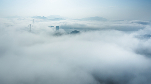 scenery,The city,yunhai,Daylight,Winter,light,Snowy,Nature,outdoors,cloud,to fly,No one,air,Comfortable weather,The storm,Travel,Tall,The sun.