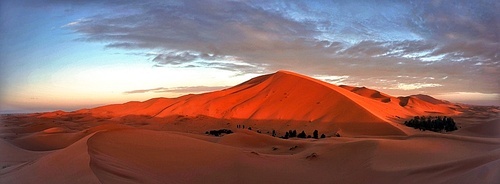 The desert,Fun Topic: Sha Chau Bank,Sunset,Travel,dawn,sand,Adventure,landscape,wasteland,shan,Far away,The sky,outdoors,dune,At night,Drought,It's hot,Cheers,Volcano,Daylight,