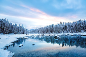scenery,wide angle,canon,color,Mirror Mirror,frost,ice,beautiful sceneries,Frozen.,landscape,Nature.,tree,shan,outdoors,dawn,lake,waters,Comfortable weather.,Calm down.,It's frosted.