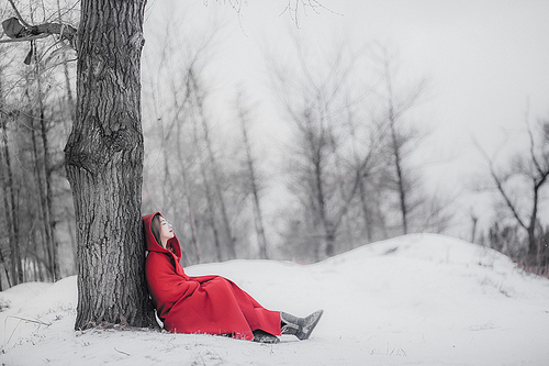 portrait,canon,harbin,color,Emotions.,maidens,Very simple.,It's a beautiful winter, 2016.,Frozen.,A girl.,snowstorm,People.,A woman.,fog,To cover (candy).,one,snowdrift,The park.,It's Christmas.