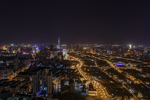 Tianjin night scene, unfortunately the most wanted to photograph Tianjin eyes did not find the best location, missed the beautiful scenery.