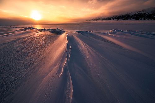 light and shadow,scenery,wide angle,nikon,color,landscape,The sky.,twilight,Snowy.,waters,Travel.,The beach.,Nature.,Comfortable weather.,outdoors,The sea.,The ocean.,The desert.,sand