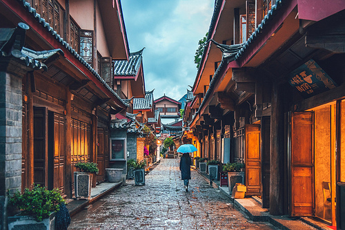 ancient town,scenery,lijiang,nikon,color,CAPA2016, Landscape Architect in September.,CAPA2016, Landscape Architecture, September, 2016,Small town.,outdoors,Tourism,The city.,Housing,old,Tourists.,Daylight.,ki,Traditional.,road surface,At night.,lanthorn