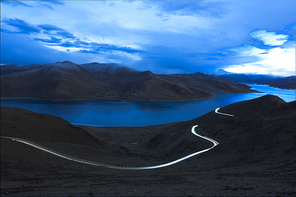 night scene,tibetan district,xizang,Travel.,Emotions.,yang zhuoyong,yangwu,railway track,