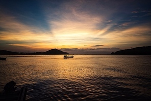 scenery,Travel.,color,sony,season 2 of the lai beat competition,Photography Category Photography Team, Jing Tung Photography,JD Scene,Project Low-light, 2017.,The Moose Project 2017.,Spectacular.,seascape,No one.,landscape,reflex,island,ship,shoreline,Boat.,The sky.