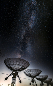 night scene,starry sky,scenery,wide angle,michirai,nikon,milky way,radio telescope,huangtun,Photo Drift, 18 Cultural Imprinting.,The planets.,galaxy,Darkness.,No one.,antennal angle,Spaceship.,Unidentified Flying Object,star cluster,backstage,astrology
