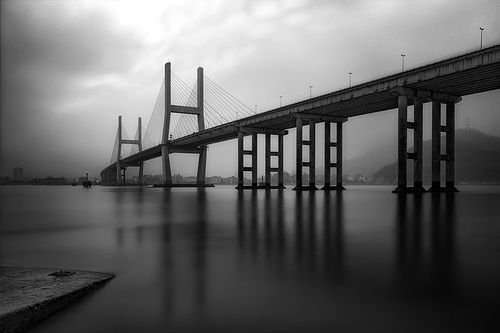 scenery,black and white,canon,slow door,zhejiang,Photograph by the Mirror,The sea.,The sky.,The river.,The ocean.,reflex,The beach.,Travel.,fog,At night.,jetty,The sun.,light,Transportation Systems
