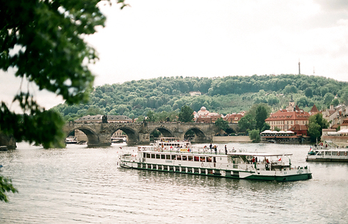 체코 프라하 블타바강 유람성 필름사진 (NN012_025)