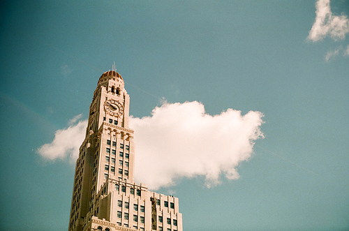 뉴욕 건물 구름 필름사진 (NN032_031)