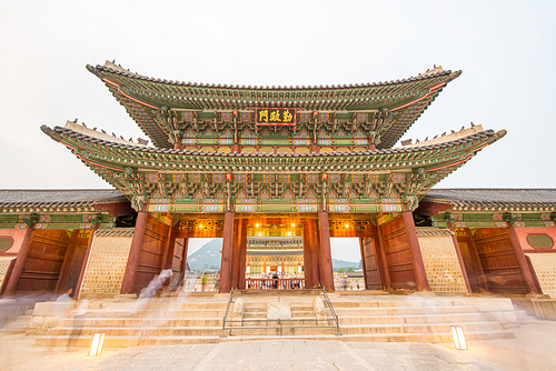 한국의 고궁, 경복궁의 야경