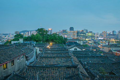 현재와 과거의 공존, 서울