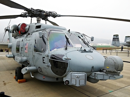 미국 해군 MH-60 헬리콥터